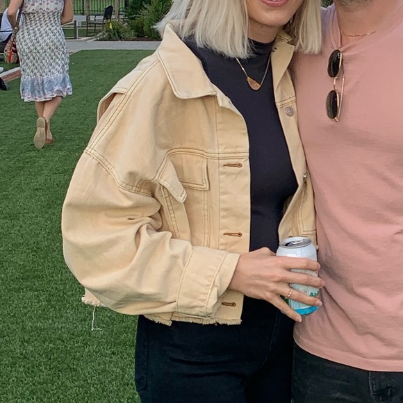 Zara cream cropped jacket - Picture 2 of 7